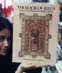 bookofkells1.JPG (33443 bytes)