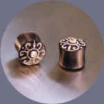 wb8151.JPG (22038 bytes)